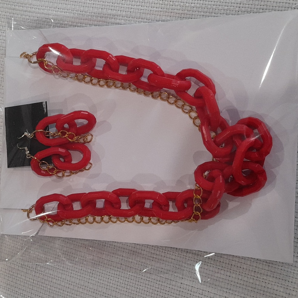 Red link with gold chain necklace and earrings set